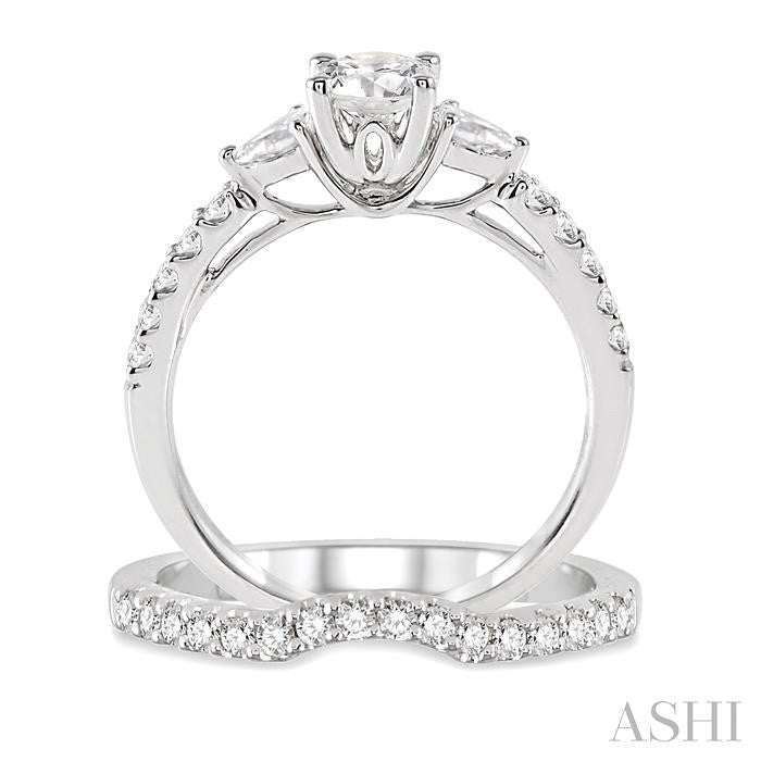 1 1/4 Ctw Diamond Wedding Set with 7/8 Ctw Round Cut Engagement Ring and 1/3 Ctw Wedding Band in 14K White Gold