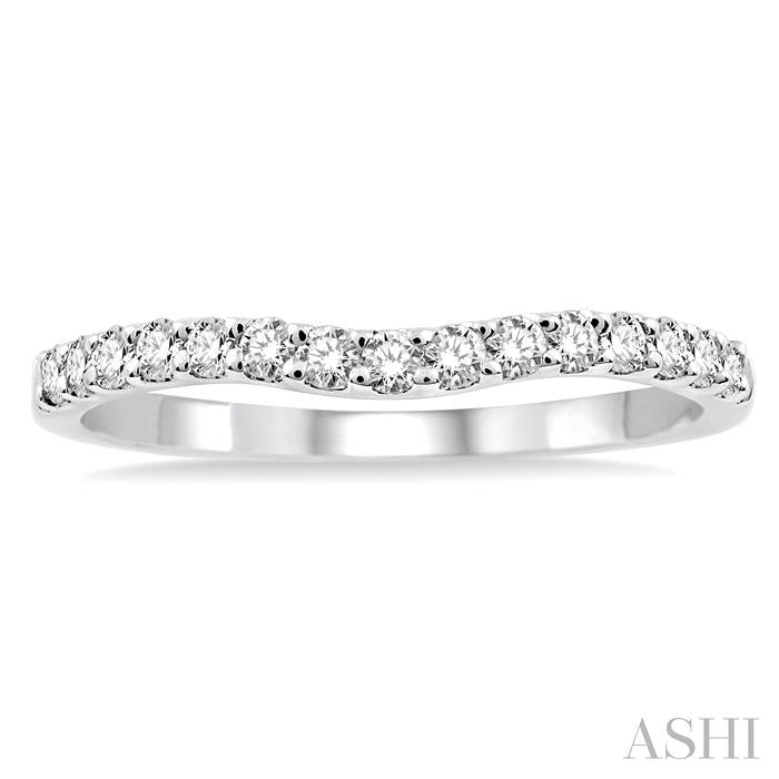 1/4 Ctw Round Cut Diamond Wedding Band in 14K White Gold