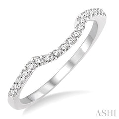 1/6 Ctw Round Cut Diamond Wedding Band in Platinum