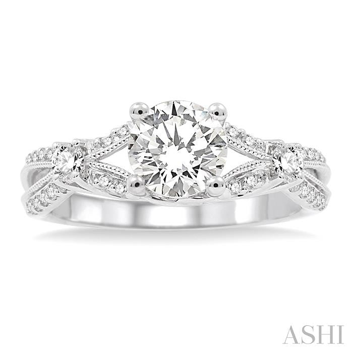 7/8 Ctw Diamond Engagement Ring with 5/8 Ct Round Cut Center Stone in 14K White Gold