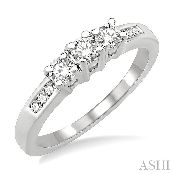 1/2 Ctw Nine Stone Round Cut Diamond Engagement Ring in 14K White Gold
