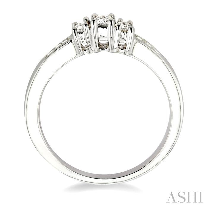 1/4 ctw Nine Stone Round Cut Diamond Engagement Ring in 14K White Gold