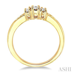 1/4 Ctw Nine Stone Round Cut Diamond Engagement Ring in 10K Yellow Gold