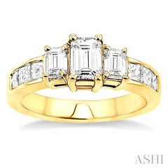 1 1/2 Ctw Nine Stone Emerald & Princess Cut Diamond Engagement Ring in 14K Yellow Gold