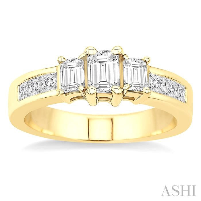 1 Ctw Nine Stone Emerald & Princess Cut Diamond Engagement Ring in 14K Yellow Gold