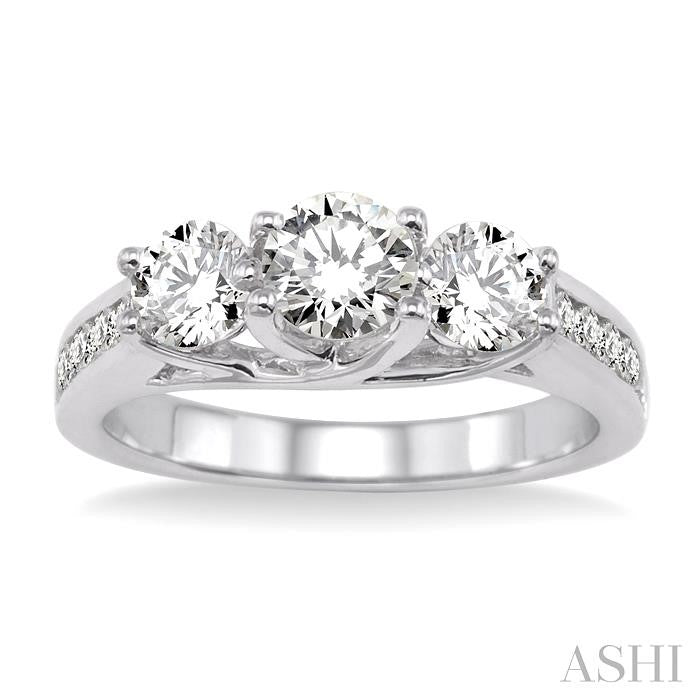 1 1/2 Ctw Diamond Engagement Ring with 1/2 Ct Round Cut Center Stone in 14K White Gold