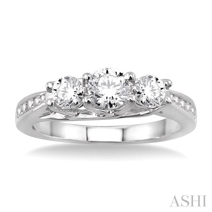 1/2 ctw Diamond Engagement Ring with 1/4 ct Round Cut Center Stone in 14K White Gold