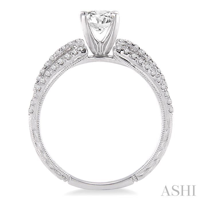 7/8 Ctw Diamond Engagement Ring with 1/2 Ct Round Cut Center Stone in 14K White Gold