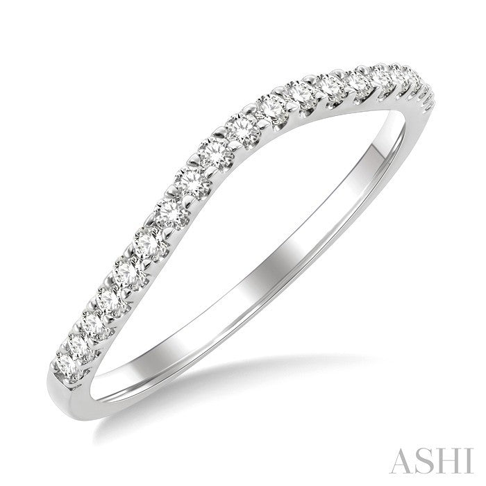 1/5 Ctw Round Cut Diamond Wedding Band in 14K White Gold