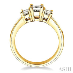 1 1/2 Ctw Nine Stone Princess Cut Diamond Engagement Ring in 14K Yellow Gold