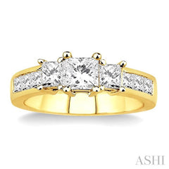 2 Ctw Nine Stone Princess Cut Diamond Engagement Ring in 14K Yellow Gold