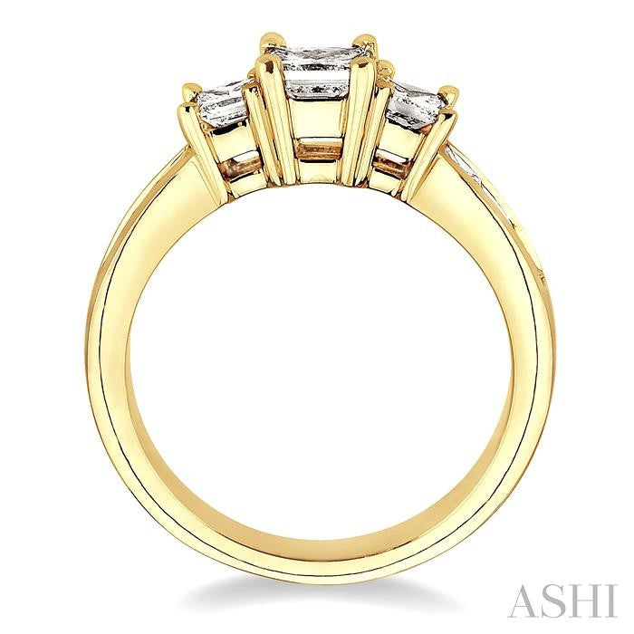 3 Ctw Nine Stone Princess Cut Diamond Engagement Ring in 14K Yellow Gold