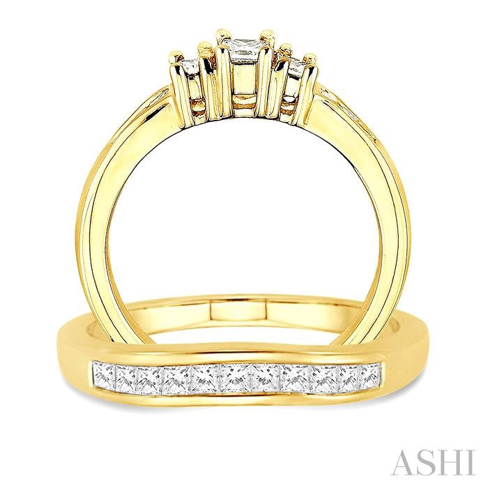 3/4 Ctw Diamond Wedding Set with 1/2 Ctw Princess Cut Engagement Ring and 1/4 Ctw Wedding Band in 14K Yellow Gold