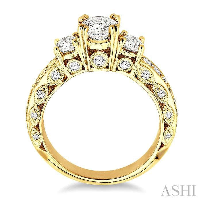1 1/4 ctw Diamond Engagement Ring with 1/2 ct Round Cut Center Stone in 14K Yellow Gold