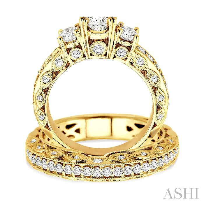 1 5/8 ctw Diamond Wedding Set with 1 1/4 ctw Round Cut Engagement Ring and 3/8 ctw Wedding Band in 14K Yellow Gold