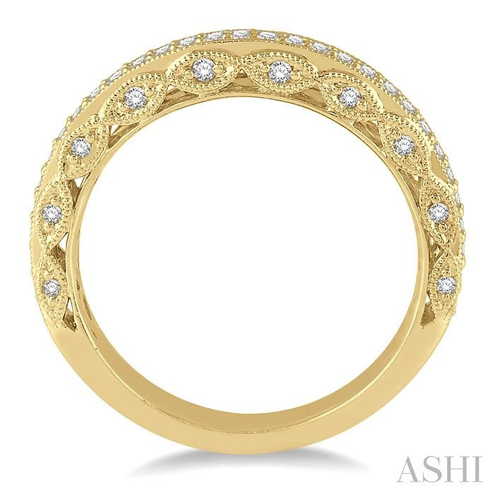 1/3 Ctw Round Cut Diamond Wedding Band in 14K Yellow Gold