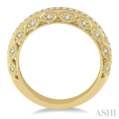 1/3 Ctw Round Cut Diamond Wedding Band in 14K Yellow Gold