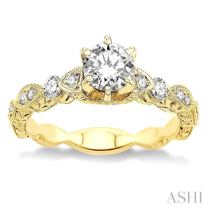 1 Ctw Diamond Engagement Ring with 5/8 Ct Round Cut Center Stone in 14K Yellow Gold