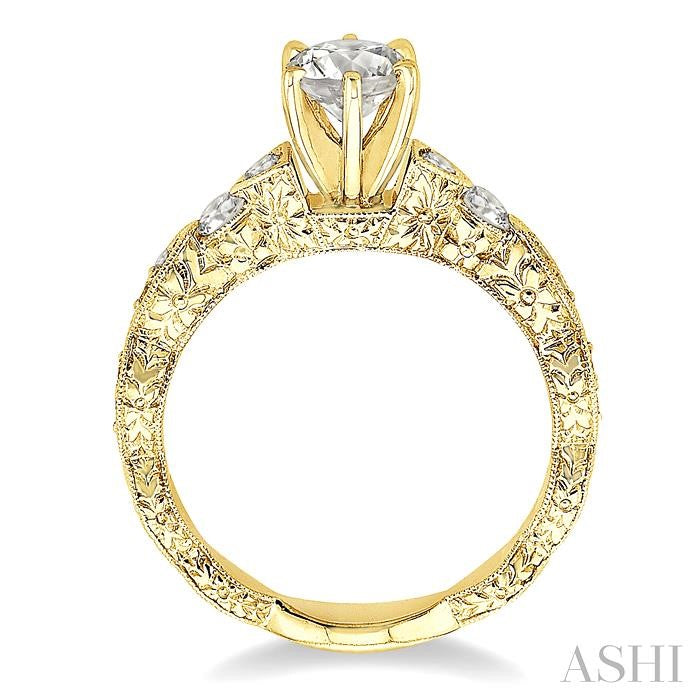 1 Ctw Diamond Engagement Ring with 5/8 Ct Round Cut Center Stone in 14K Yellow Gold