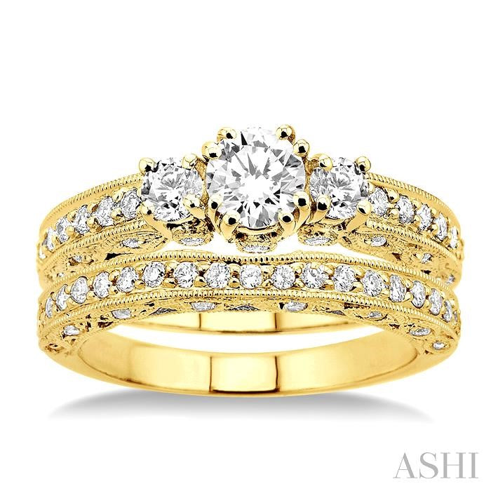 1 1/4 Ctw Diamond Wedding Set with 7/8 Ctw Round Cut Engagement Ring and 3/8 Ctw Wedding Band in 14K Yellow Gold