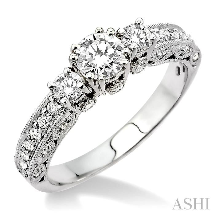 7/8 ctw Diamond Engagement Ring with 1/3 ct Round Cut Center Stone in 14K White Gold