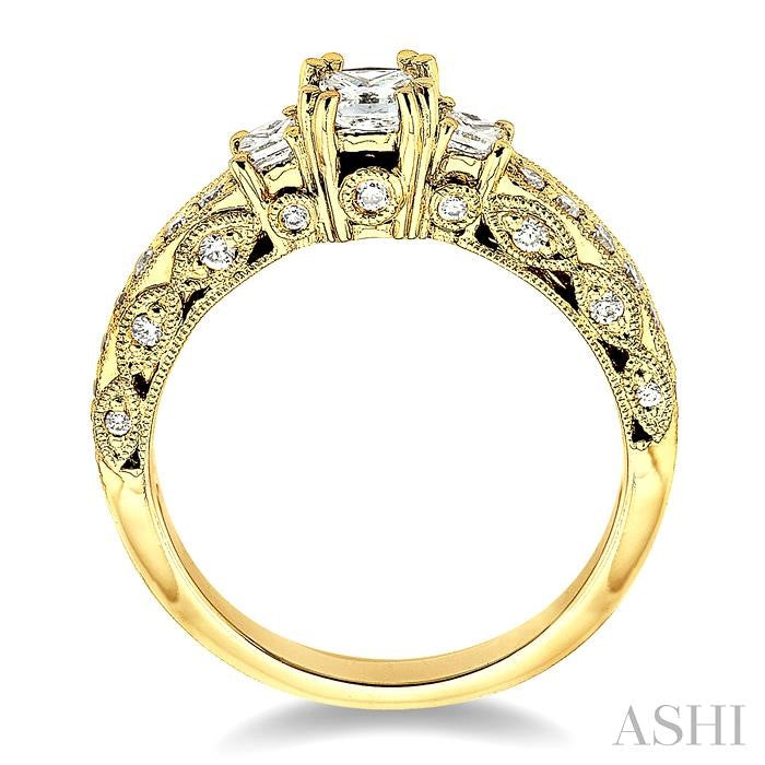 7/8 ctw Diamond Engagement Ring with 1/3 ct Princess Cut Center Stone in 14K Yellow Gold