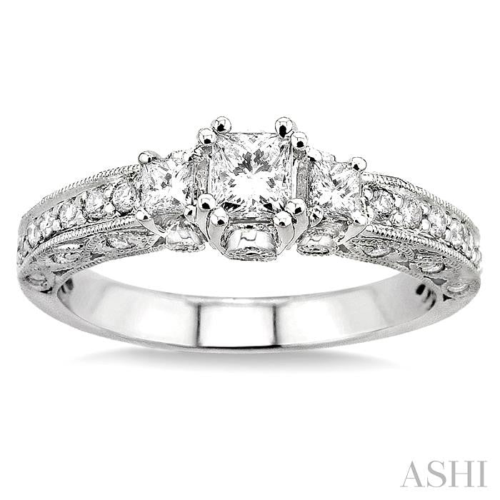 7/8 ctw Diamond Engagement Ring with 1/3 ct Princess Cut Center Stone in 14K White Gold