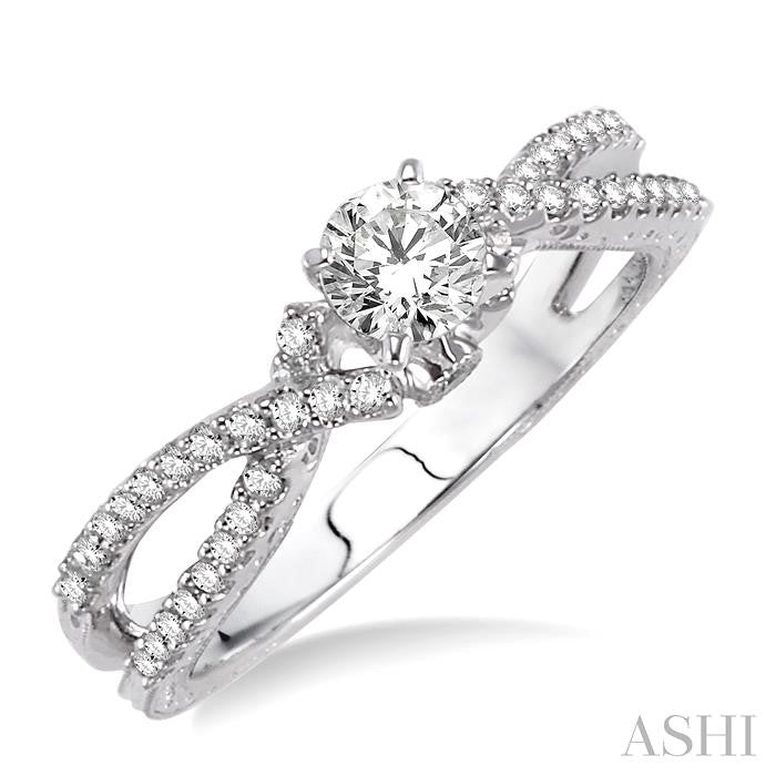 1/2 Ctw Diamond Engagement Ring with 1/4 Ct Round Cut Center Stone in 14K White Gold