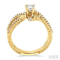 1/4 Ctw Round Cut Diamond Semi-Mount Engagement Ring in 14K Yellow Gold