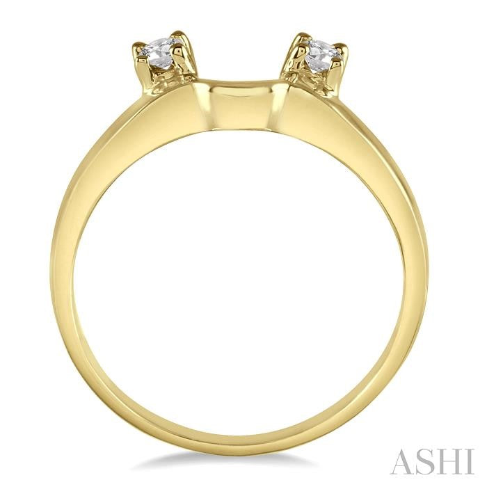 1/10 Ctw Round Cut Diamond Wrap Ring in 14K Yellow Gold