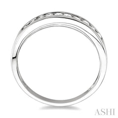 1/4 Ctw Channel Set Round Cut Diamond Band in 14K White Gold