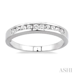 1/4 Ctw Channel Set Round Cut Diamond Band in 14K White Gold