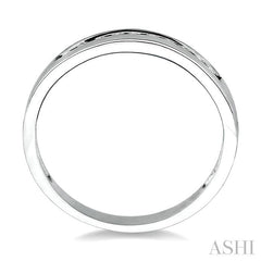 1/10 Ctw Round Cut Diamond Band in 14K White Gold