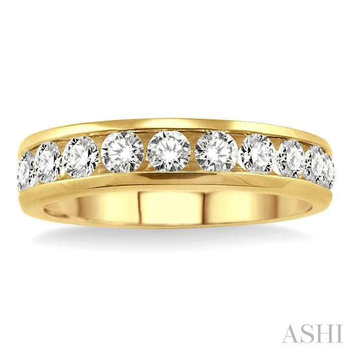 1 Ctw Round Cut Diamond Wedding Band in 14K Yellow Gold