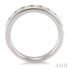 3/4 Ctw Round Cut Diamond Wedding Band in 14K White Gold