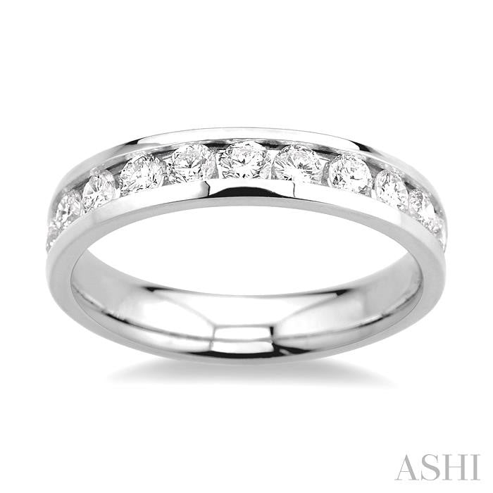 3/4 Ctw Round Cut Diamond Wedding Band in 14K White Gold