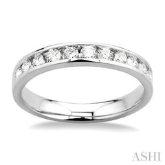 1/2 Ctw Round Cut Diamond Wedding Band in 14K White Gold
