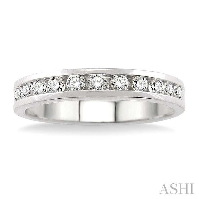 1/3 Ctw Round Cut Diamond Wedding Band in 14K White Gold