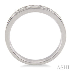 1/3 Ctw Round Cut Diamond Wedding Band in 14K White Gold