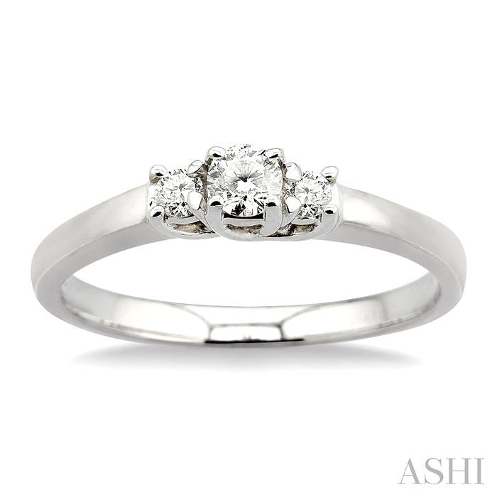 1/4 Ctw Three Stone Round Cut Diamond Ring in 14K White Gold
