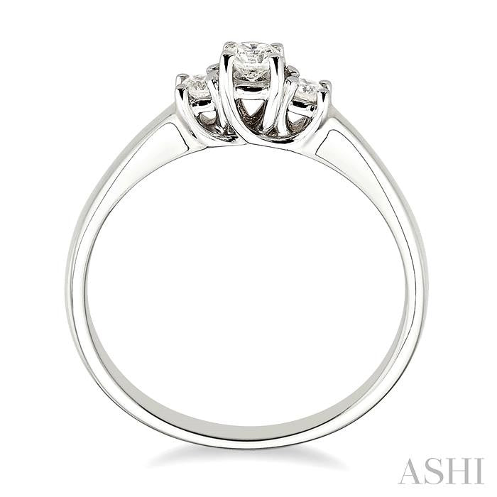 1/4 Ctw Three Stone Round Cut Diamond Ring in 14K White Gold