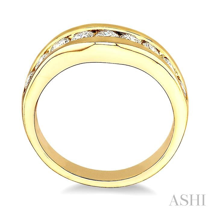 3/4 Ctw Round Cut Diamond Matching Wedding Band in 14K Yellow Gold