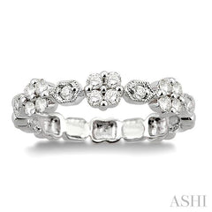 1/3 Ctw Round Cut Diamond Band in 14K White Gold