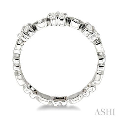 1/3 Ctw Round Cut Diamond Band in 14K White Gold
