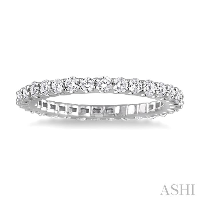 1 1/10 Ctw Round Cut Diamond Eternity Band in 14K White Gold