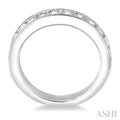 1 Ctw Round Cut Diamond Wedding Band in 14K White Gold