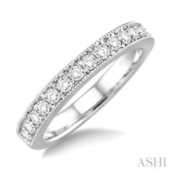 1/2 Ctw Round Cut Diamond Wedding Band in 14K White Gold