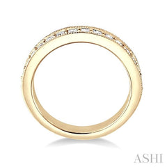 1/3 Ctw Round Cut Diamond Wedding Band in 14K Yellow Gold
