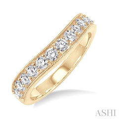 3/4 Ctw Round Cut Diamond 'V' Shape Band in 14K Yellow Gold.