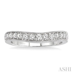 1/2 Ctw Round Cut Diamond 'V' Shape Band in 14K White Gold.